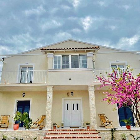 Sarandë Tani'S Houseヴィラ エクステリア 写真