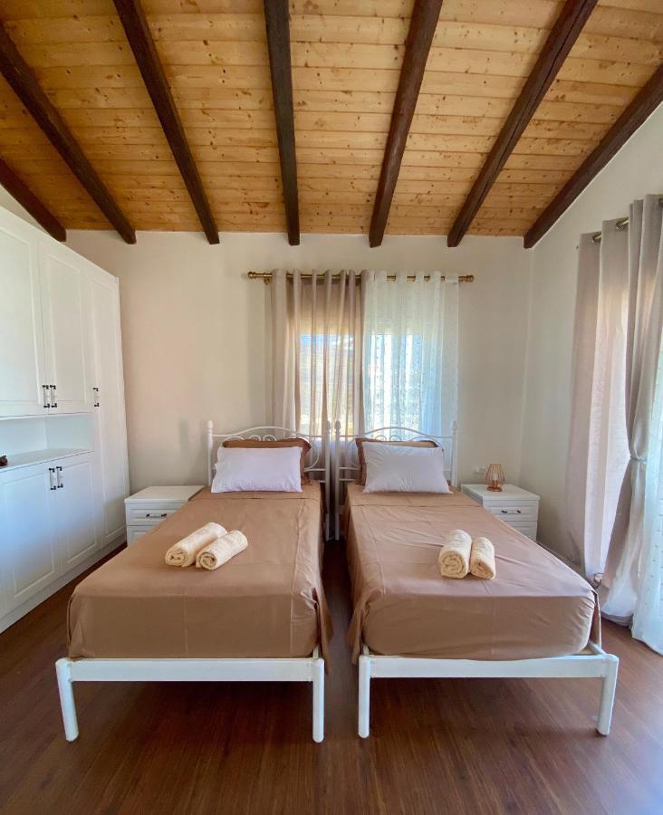 Sarandë Tani'S Houseヴィラ エクステリア 写真