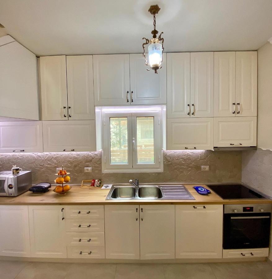 Sarandë Tani'S Houseヴィラ エクステリア 写真