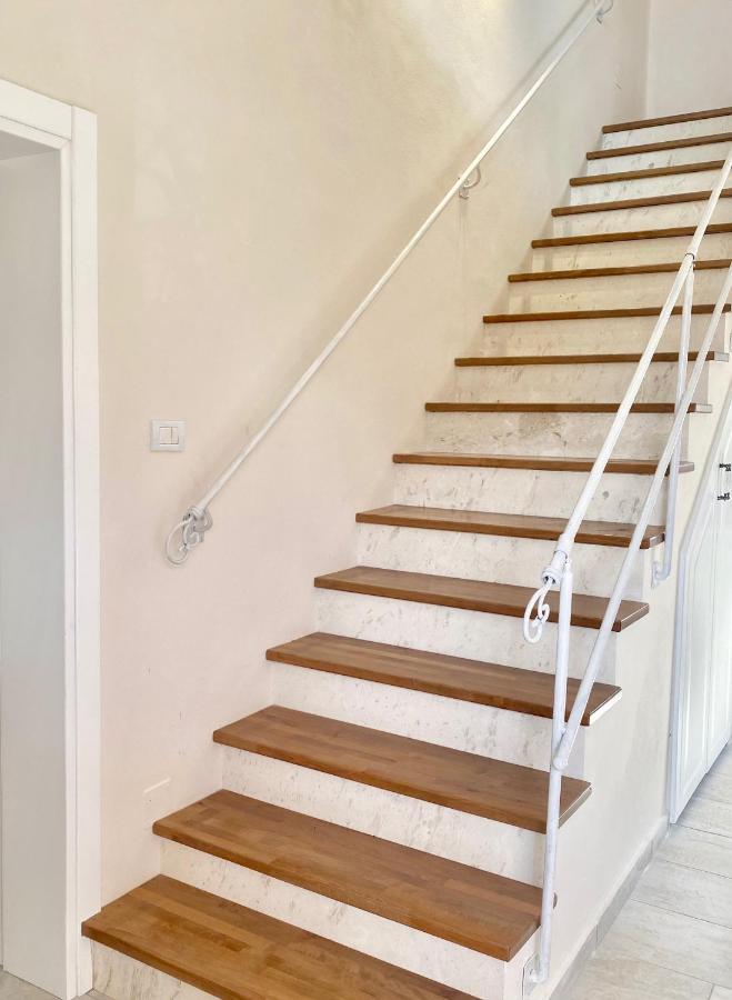 Sarandë Tani'S Houseヴィラ エクステリア 写真