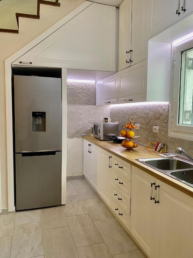 Sarandë Tani'S Houseヴィラ エクステリア 写真