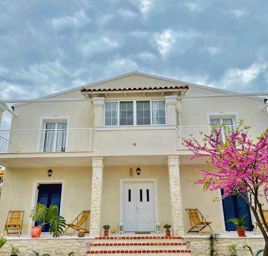 Sarandë Tani'S Houseヴィラ エクステリア 写真