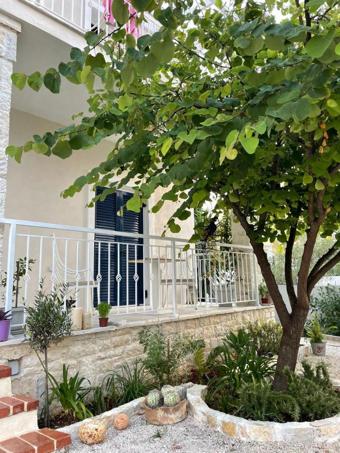Sarandë Tani'S Houseヴィラ エクステリア 写真