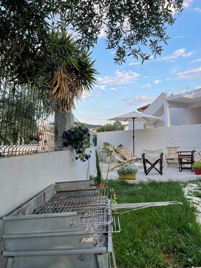 Sarandë Tani'S Houseヴィラ エクステリア 写真